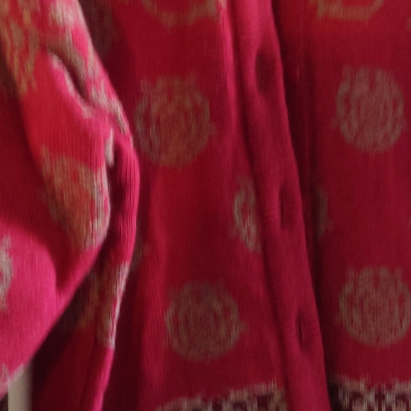 Vintage sweater Sale!!!☺️💞 - Picture 2 of 9